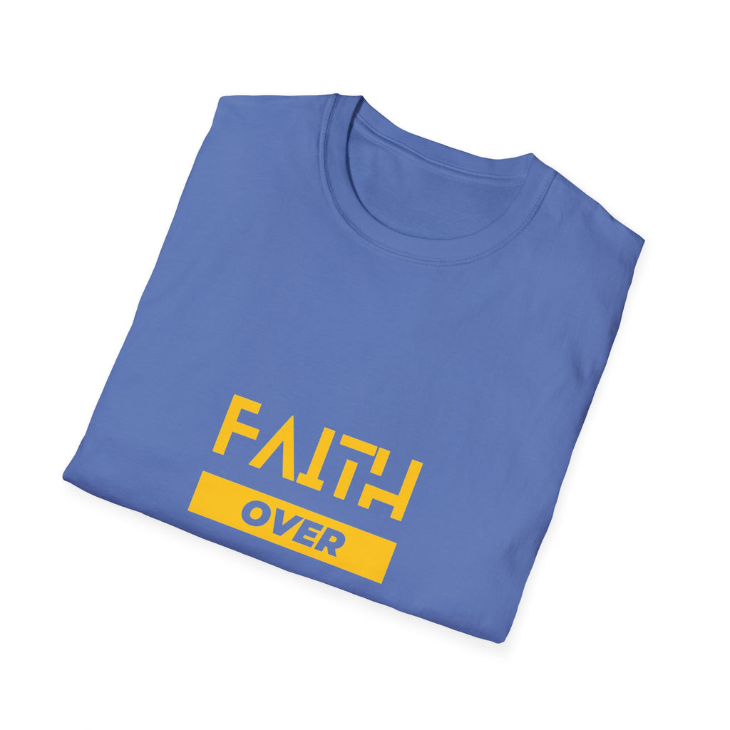 Camiseta "Fe sobre Miedo" | Camiseta Cristiana con Letras Amarillas