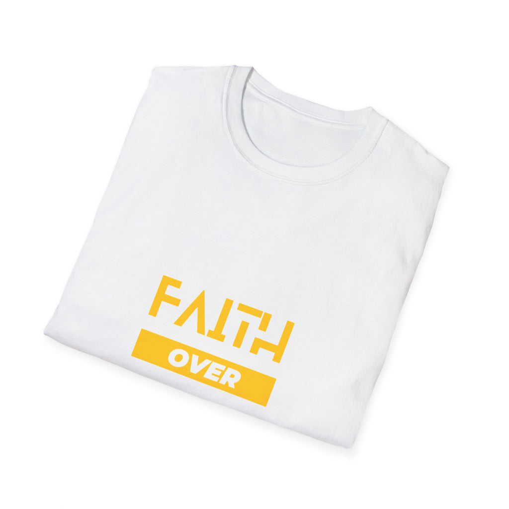 Camiseta "Fe sobre Miedo" | Camiseta Cristiana con Letras Amarillas
