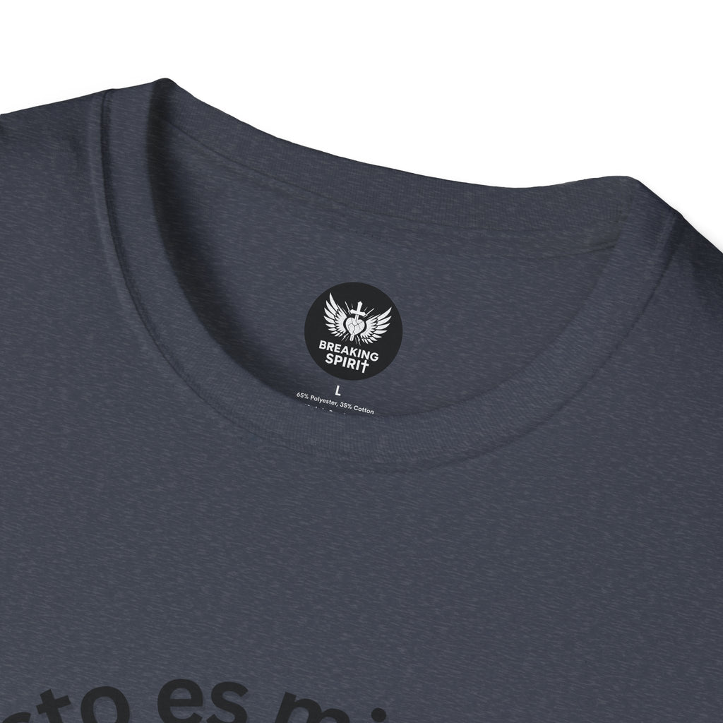 Camiseta Cristo Es Mi Fuerza — Camiseta cristiana en español con silueta de hombre fuerte