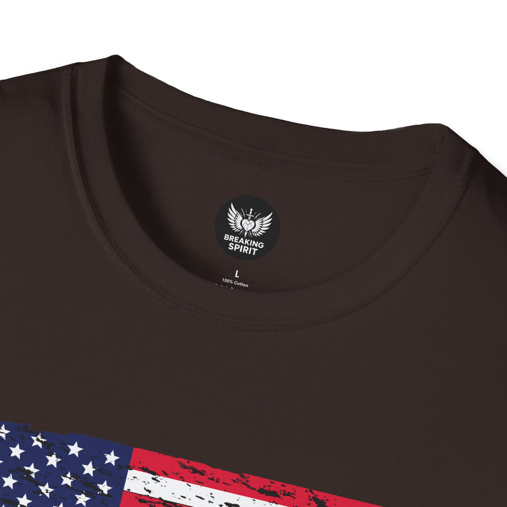 Distressed American Flag T-Shirt — Vintage USA Patriotic Tee