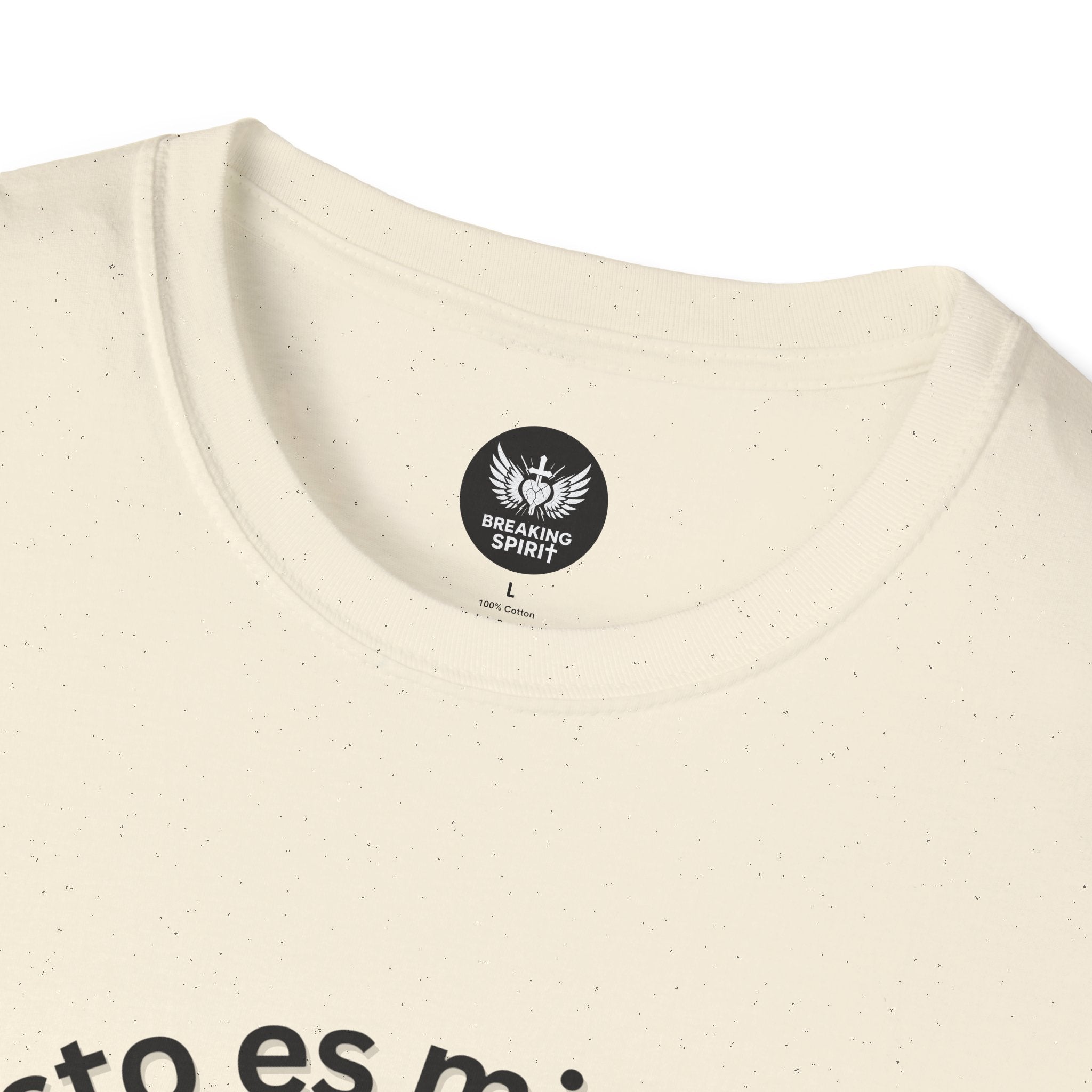 Camiseta Cristo Es Mi Fuerza — Camiseta cristiana en español con silueta de hombre fuerte
