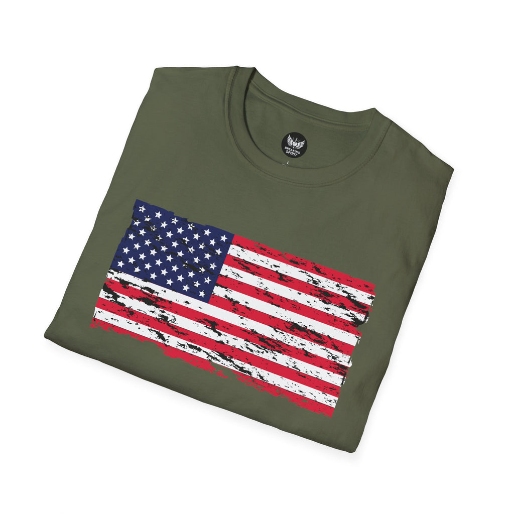 Distressed American Flag T-Shirt — Vintage USA Patriotic Tee