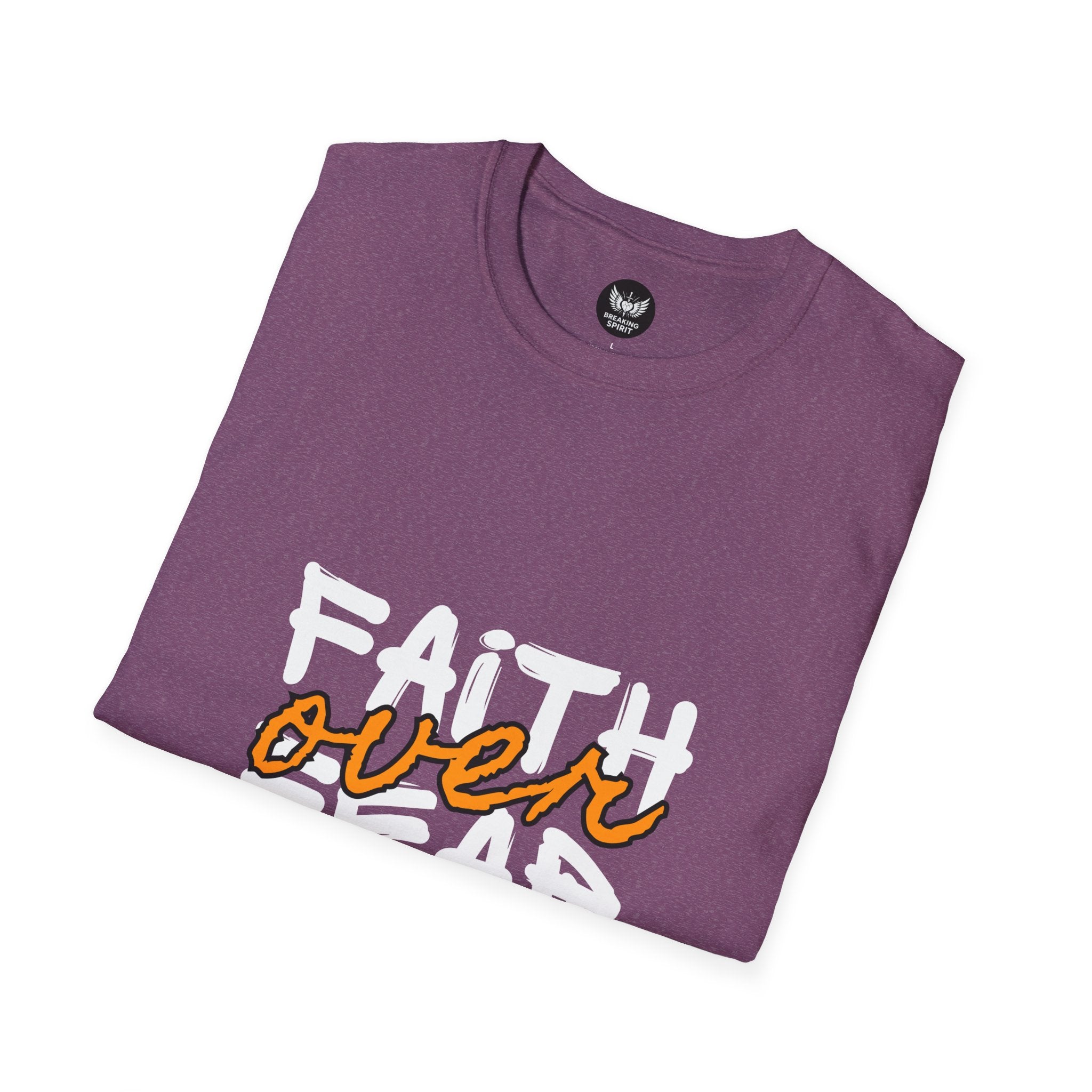 Camiseta Fe sobre Miedo | Tipografía Cristiana Inspiradora