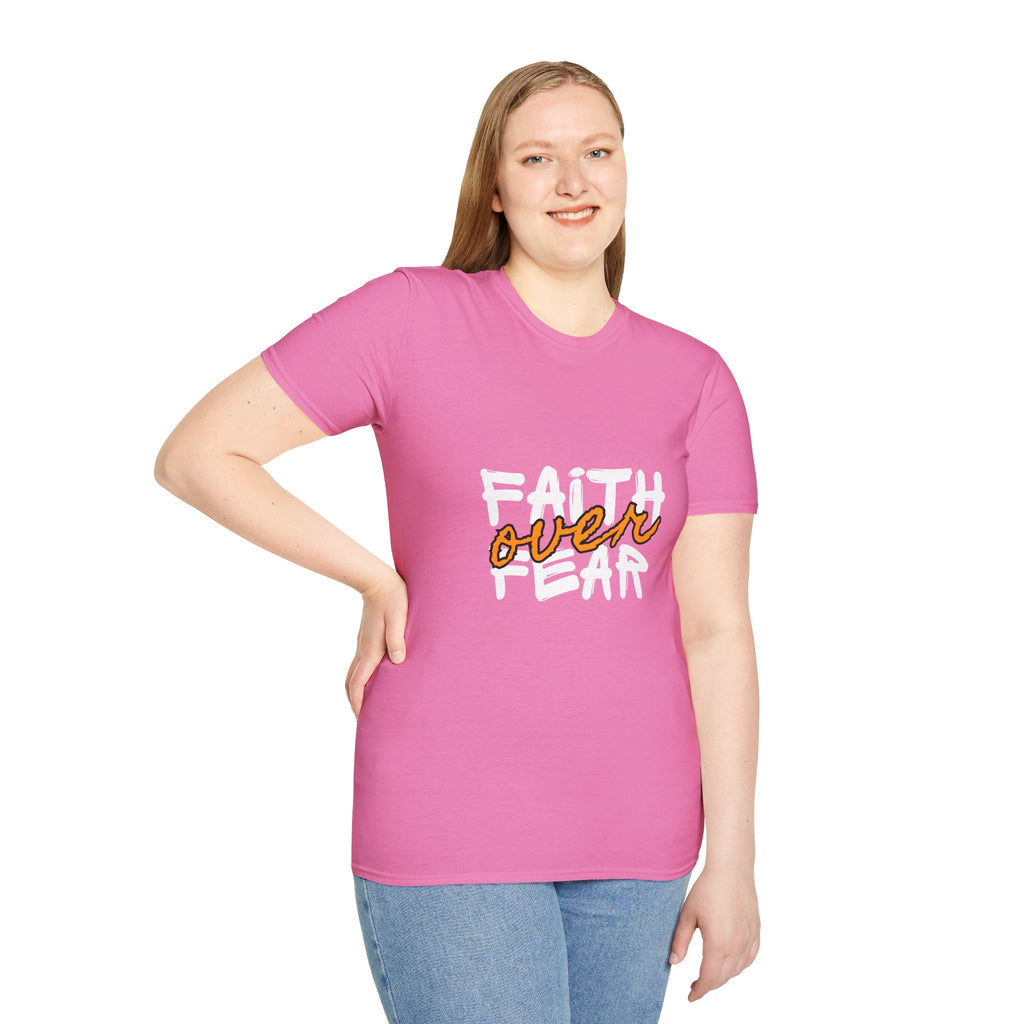 Camiseta Fe sobre Miedo | Tipografía Cristiana Inspiradora