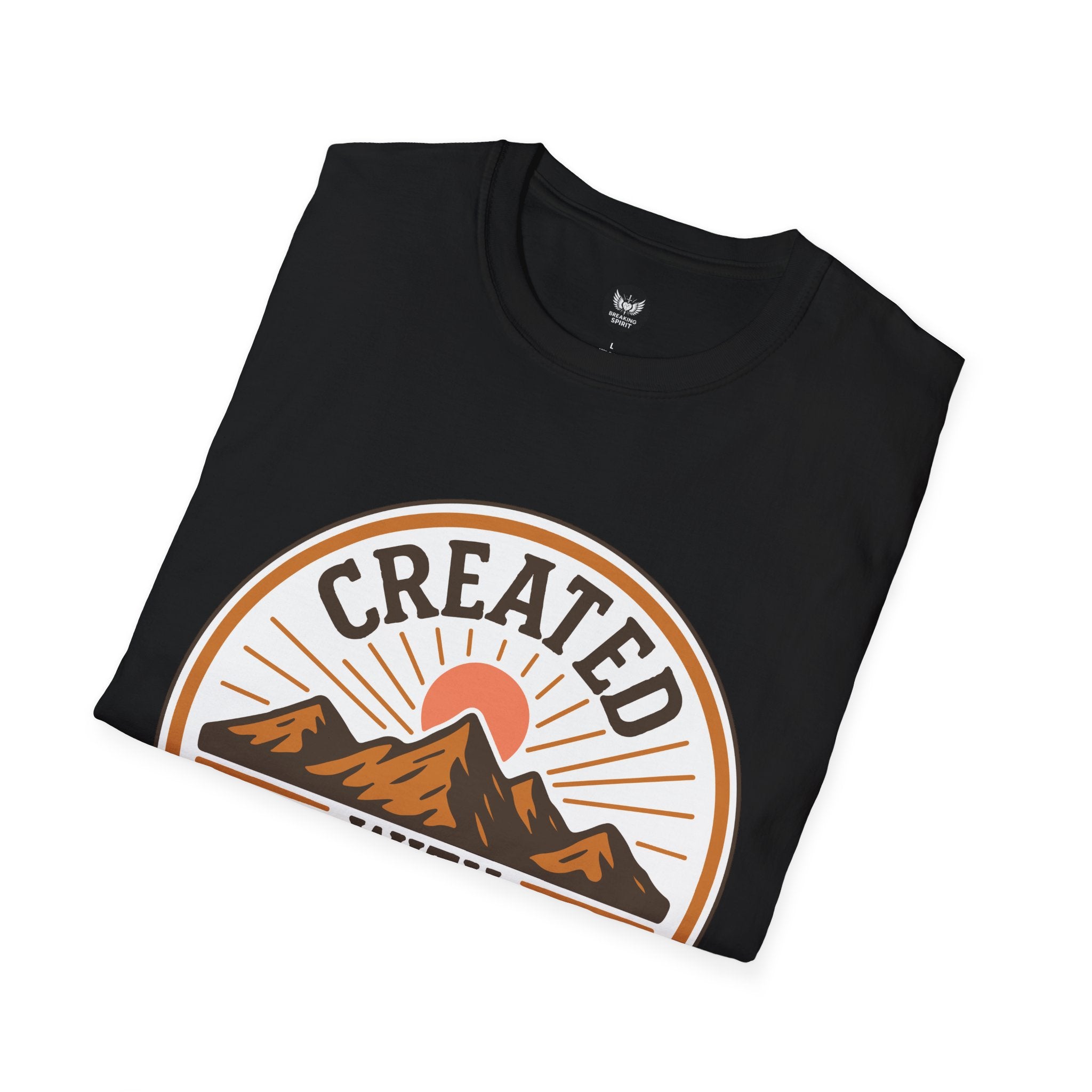 Camiseta Creado con Propósito — Diseño de Montaña de Fe Cristiana (Efesios 2:10)