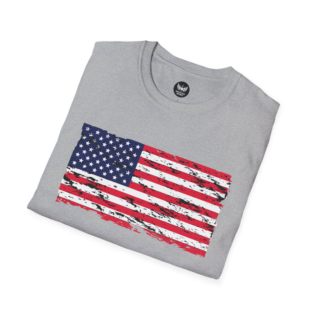 Distressed American Flag T-Shirt — Vintage USA Patriotic Tee