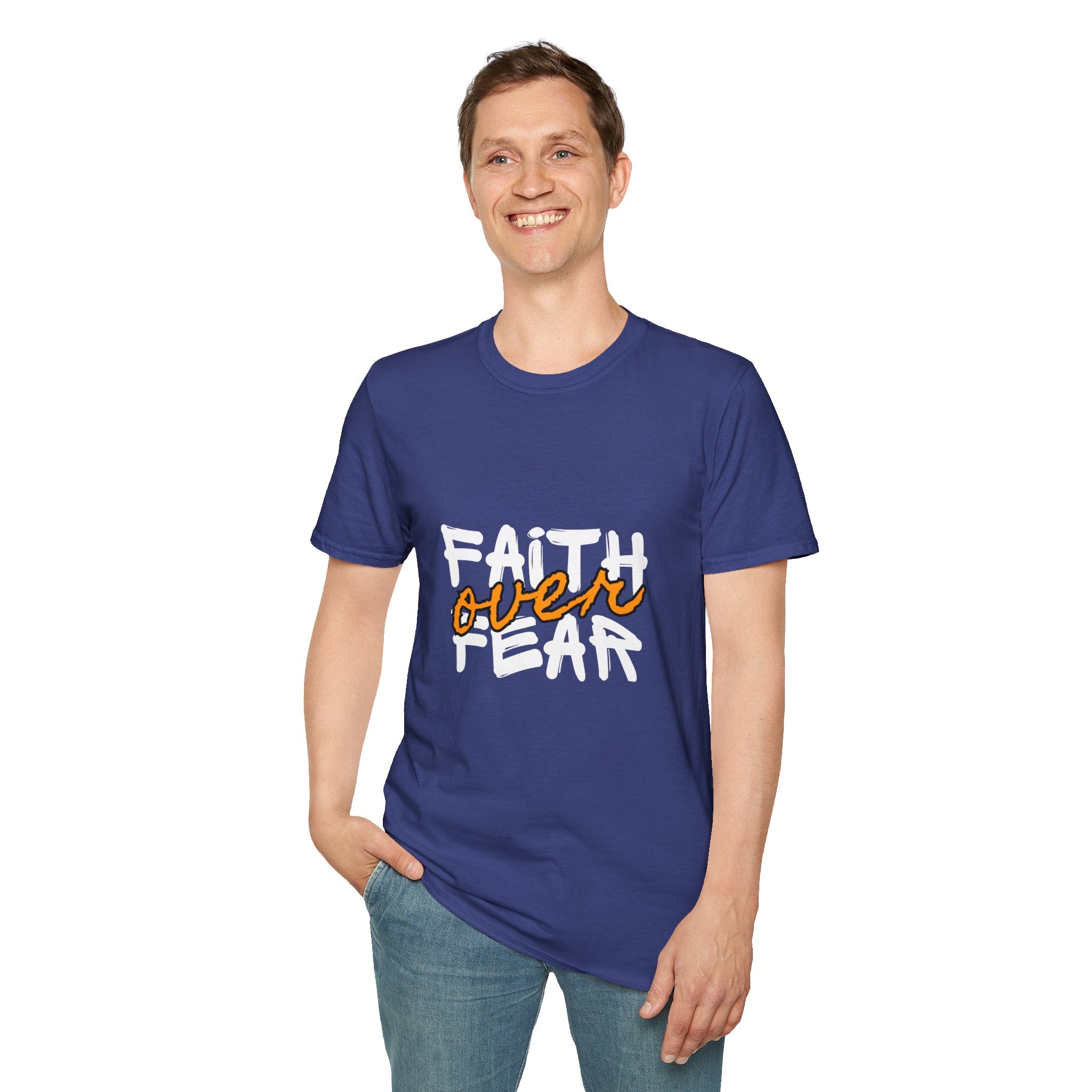 Camiseta Fe sobre Miedo | Tipografía Cristiana Inspiradora