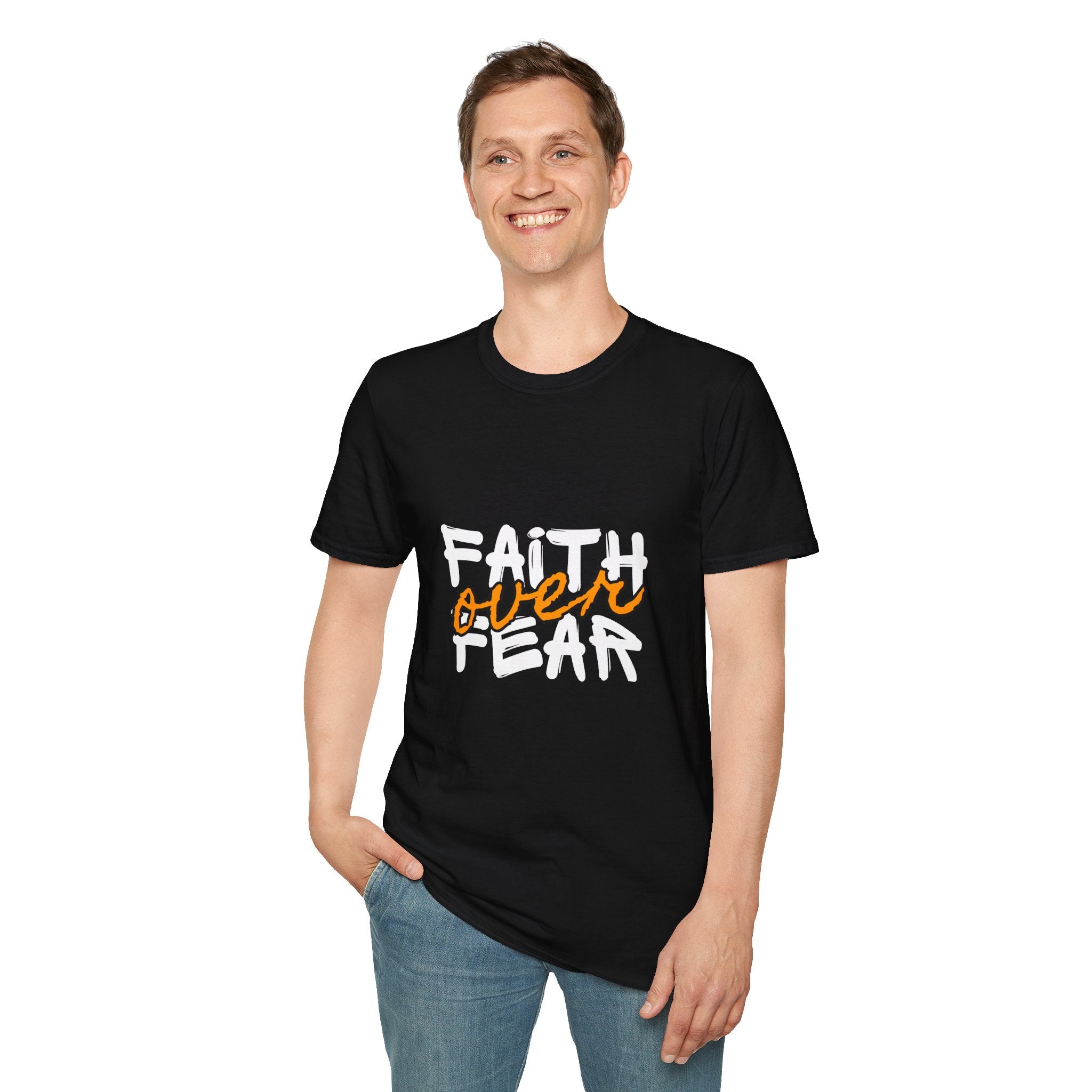 Camiseta Fe sobre Miedo | Tipografía Cristiana Inspiradora