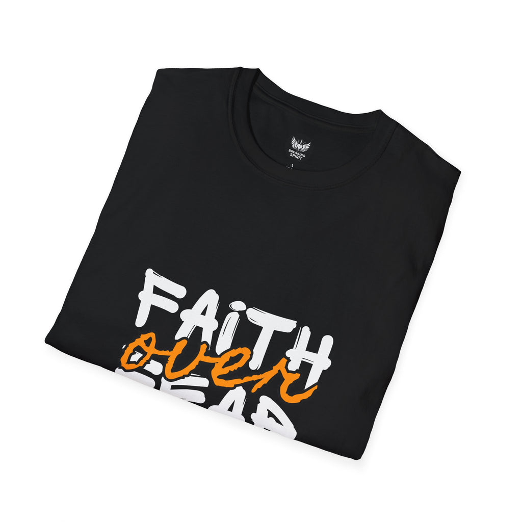 Camiseta Fe sobre Miedo | Tipografía Cristiana Inspiradora