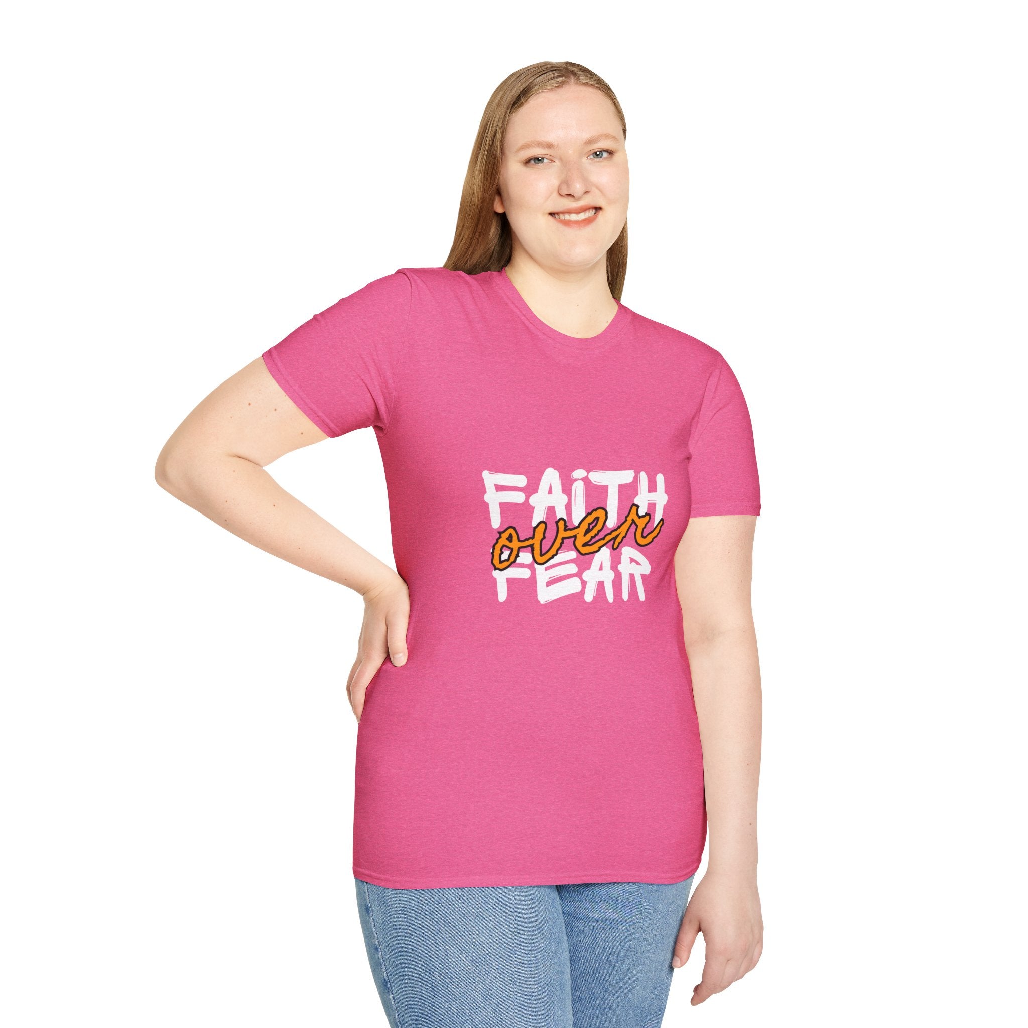 Camiseta Fe sobre Miedo | Tipografía Cristiana Inspiradora