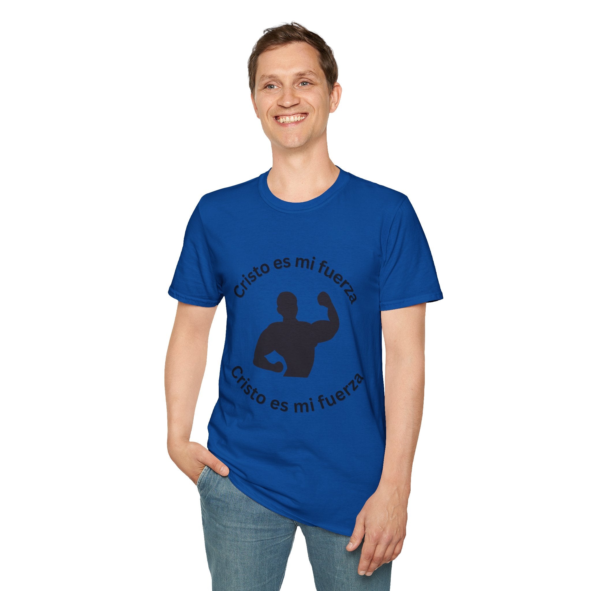 Camiseta Cristo Es Mi Fuerza — Camiseta cristiana en español con silueta de hombre fuerte