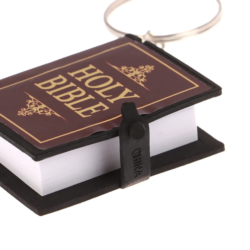 Mini Bible Keychain Book Pendant Key Chain Car Key School Bag Decoration Accessories English Cross Religious Keyring
